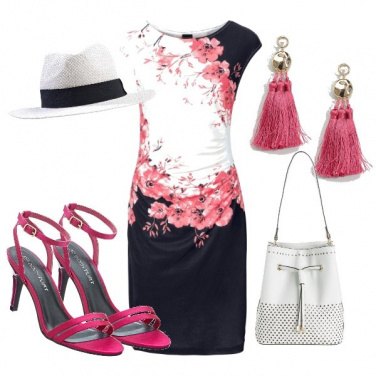 Outfit Il vestito con i fiori di pesco