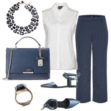 Outfit Sono in riunione