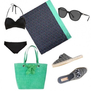 Outfit Pareo e bikini