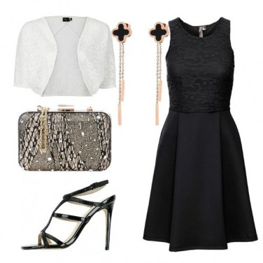 Outfit Vestito nero e bolero in pizzo bianco