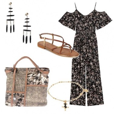 Outfit CMPS European female