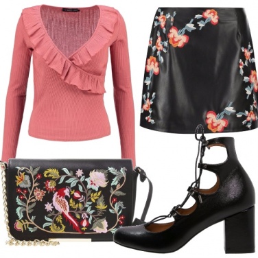 Outfit Nero e fiori!