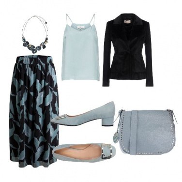 Outfit Elegante azzurro polvere