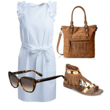 Outfit Bianco e frange
