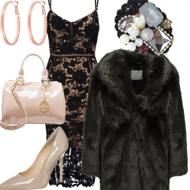 Outfit Monica