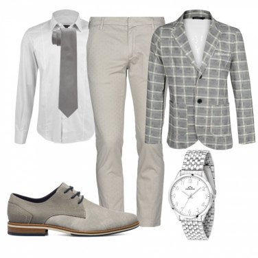 outfit pantaloni grigi uomo