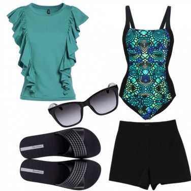 Outfit Pantaloni corti Nero Donna: 4 Outfit Donna | Bantoa