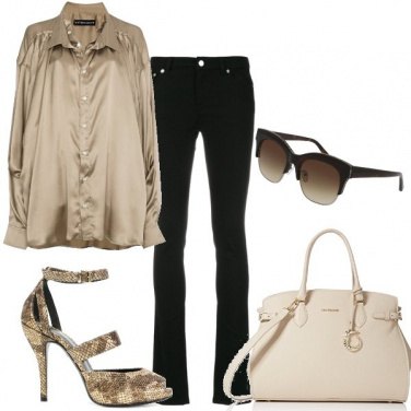 Outfit Beige