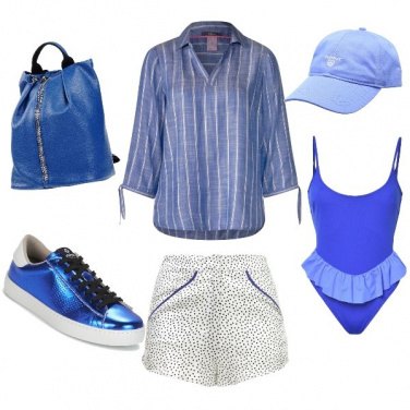 Outfit Al mare con la vespa