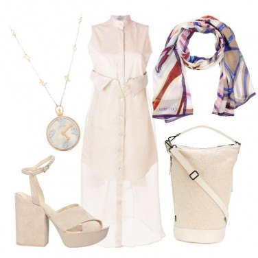 Outfit CMPS In ufficio, delicata e decisa