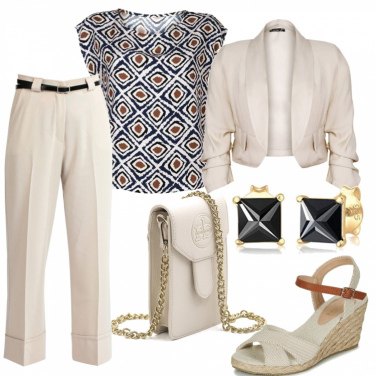 Outfit Giacche Beige Donna: 6 Outfit Donna | Bantoa