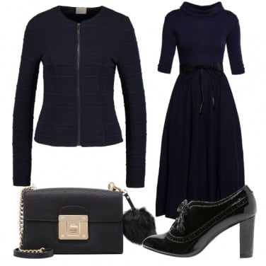 Outfit Vestito navy e francesine black