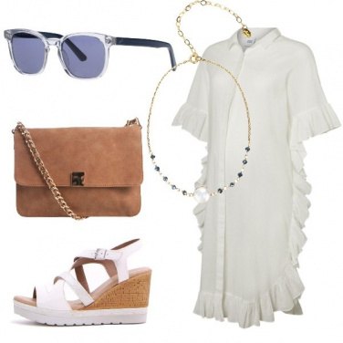 Outfit Vestito bianco con volant