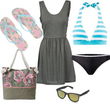 Outfit Basic, vita da spiaggia