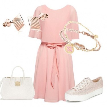 Outfit Oro rosa e bianco
