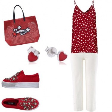 Outfit The Queen of Hearts