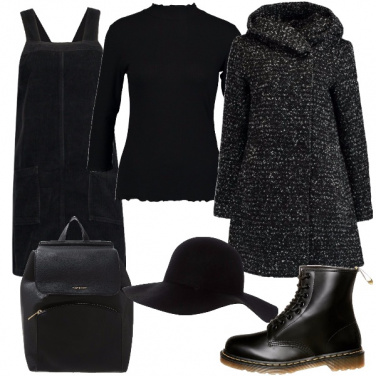 Outfit Con il cappello a tesa larga