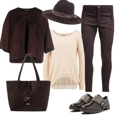 Outfit Avventurosa con stile
