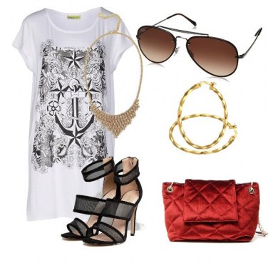 Outfit Come Carry Bradshow