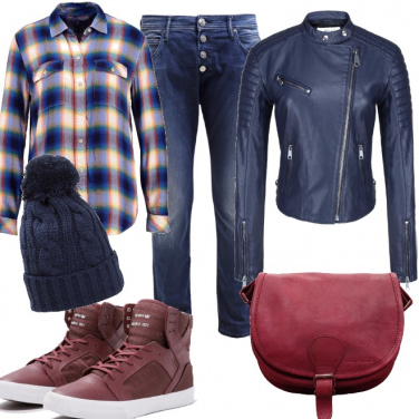 Outfit Blu e burgundy