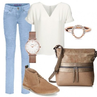 Outfit Basic con le polacchine