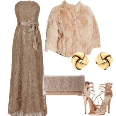 Outfit Avorio in passerella