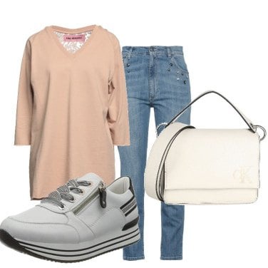 Outfit Sudaderas Beige Mujer: 3 Outfit Mujer | Bantoa