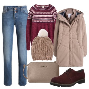 Outfit Warm taupe e bordeaux in montagna