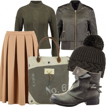 Outfit Un tocco military chic