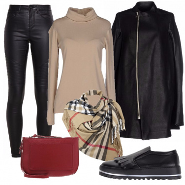 Outfit Passione pelle nera