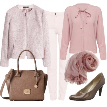 Outfit Autunno dipinto di rosa