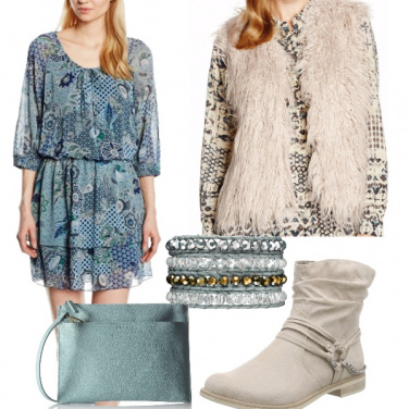 Outfit Vestito boho verde acqua