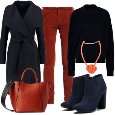 Outfit Blu, arancione e velluto
