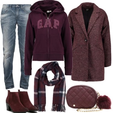 Outfit Felpa e cappotto