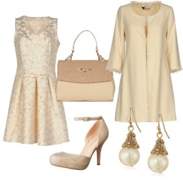 Outfit Cerimonia color crema