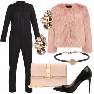Outfit Trendy in nero e rosa