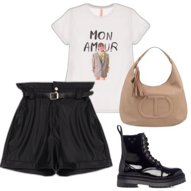 outfit con anfibi e shorts