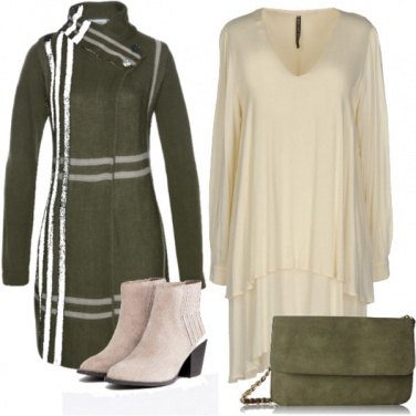 Outfit Cappotto in lana e stivaletti
