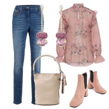 Outfit Romantica in jeans