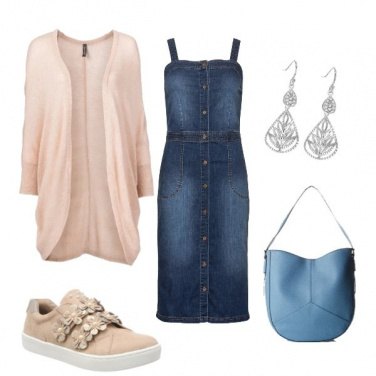 Outfit Abito jeans e sneakers