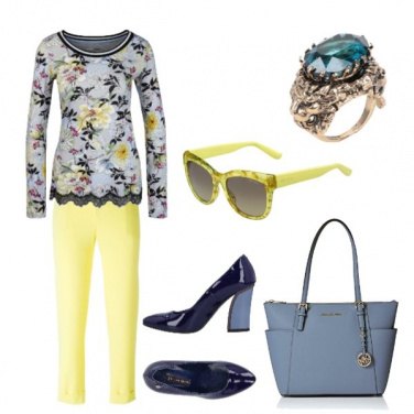Outfit Maglia fiori e pizzo