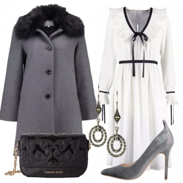 Outfit L\'abito bianco nastrini e fiocchi