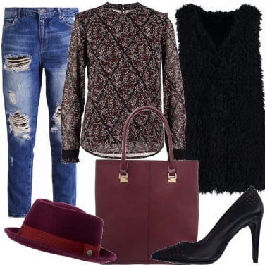 Outfit Di tendenza, con pochi dettagli
