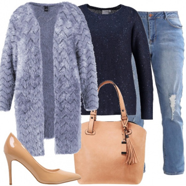 Outfit Sporty chic per curvy