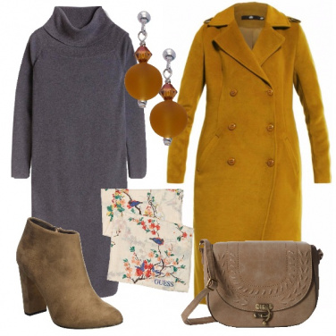 Outfit Il cappotto giallo ocra