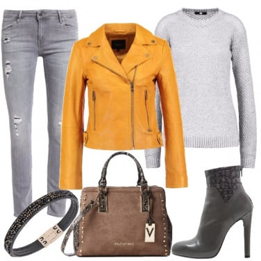Outfit Chiodo giallo