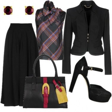 Outfit Eccomi, sono qui!