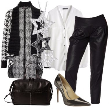 Outfit Bianco e nero in primo piano