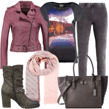 Outfit Chiodo rosa