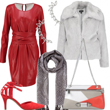 Outfit Capodanno in rosso sensual